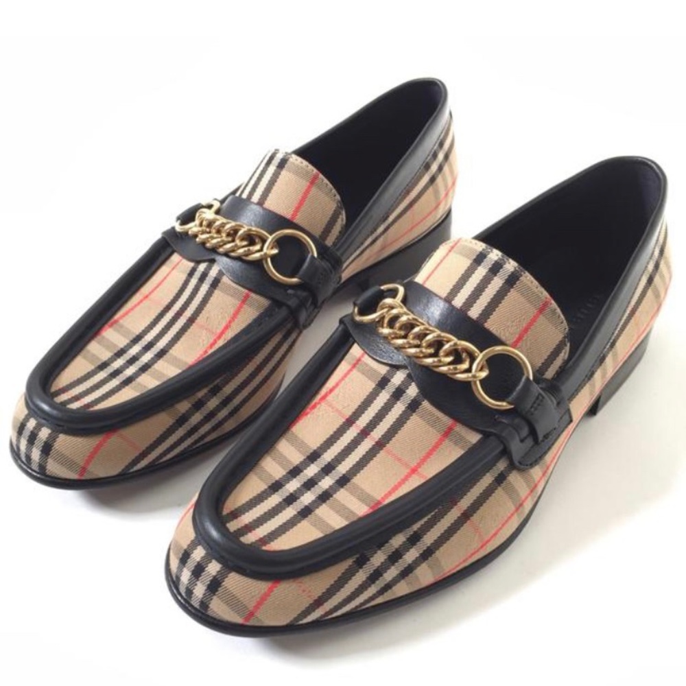 ❌❌SOLD❌❌Authentic Burberry London Loafers